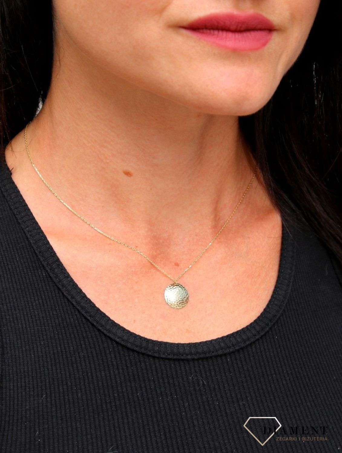 Złoty naszyjnik celebrytka 333 zawieszka grawerowane kółko ZW-X-X09-N45-CA18166.jpg