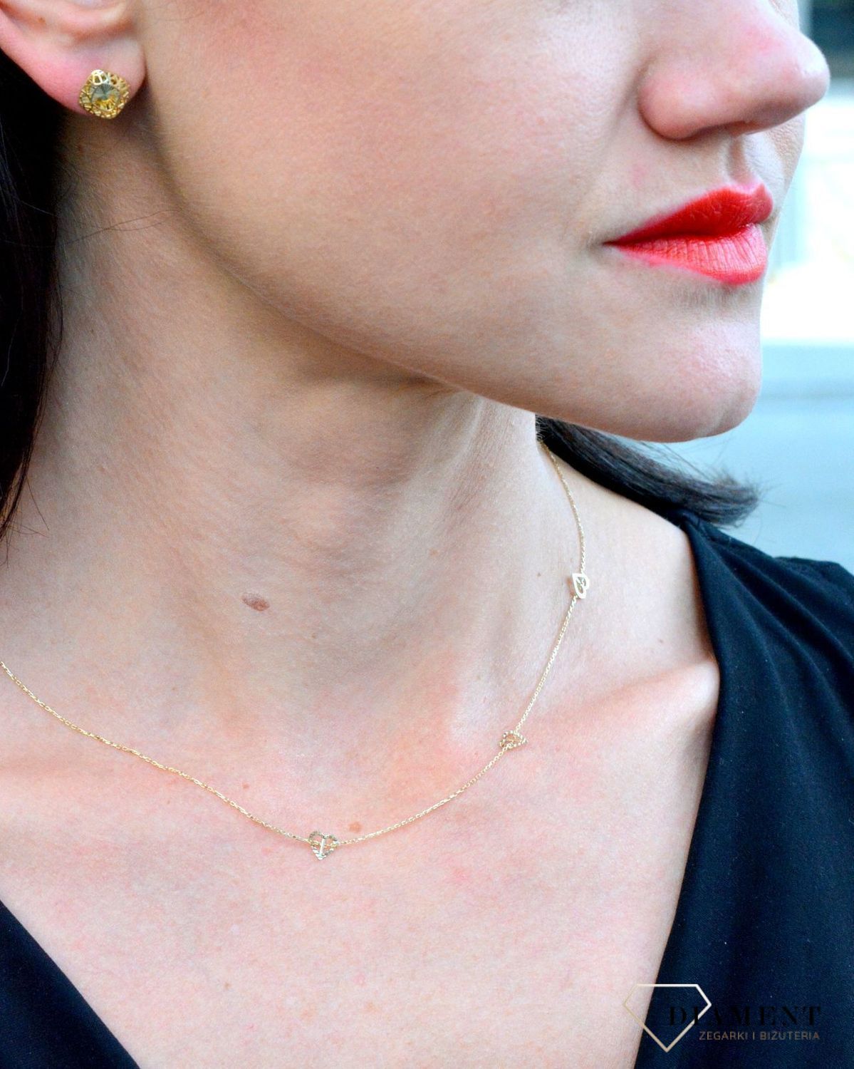 Złoty naszyjnik YES 333 celebrytka - trzy serca ZW-X-X09-N45-CA18349.jpg