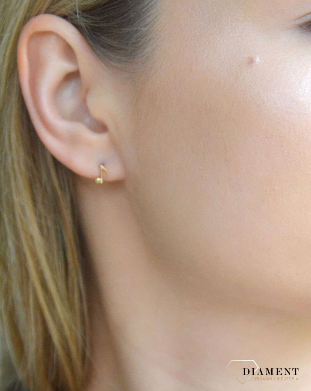 Złote kolczyki nutki 585 na sztyft ZW-Z-Z08-N00-FA14128. Złote kolczyki wykonane z najwyższej jakości złota. Kolczyki złote nutki. Kolczyki złote na sztyft. Kolczyki złote nutki na prezent..jpg