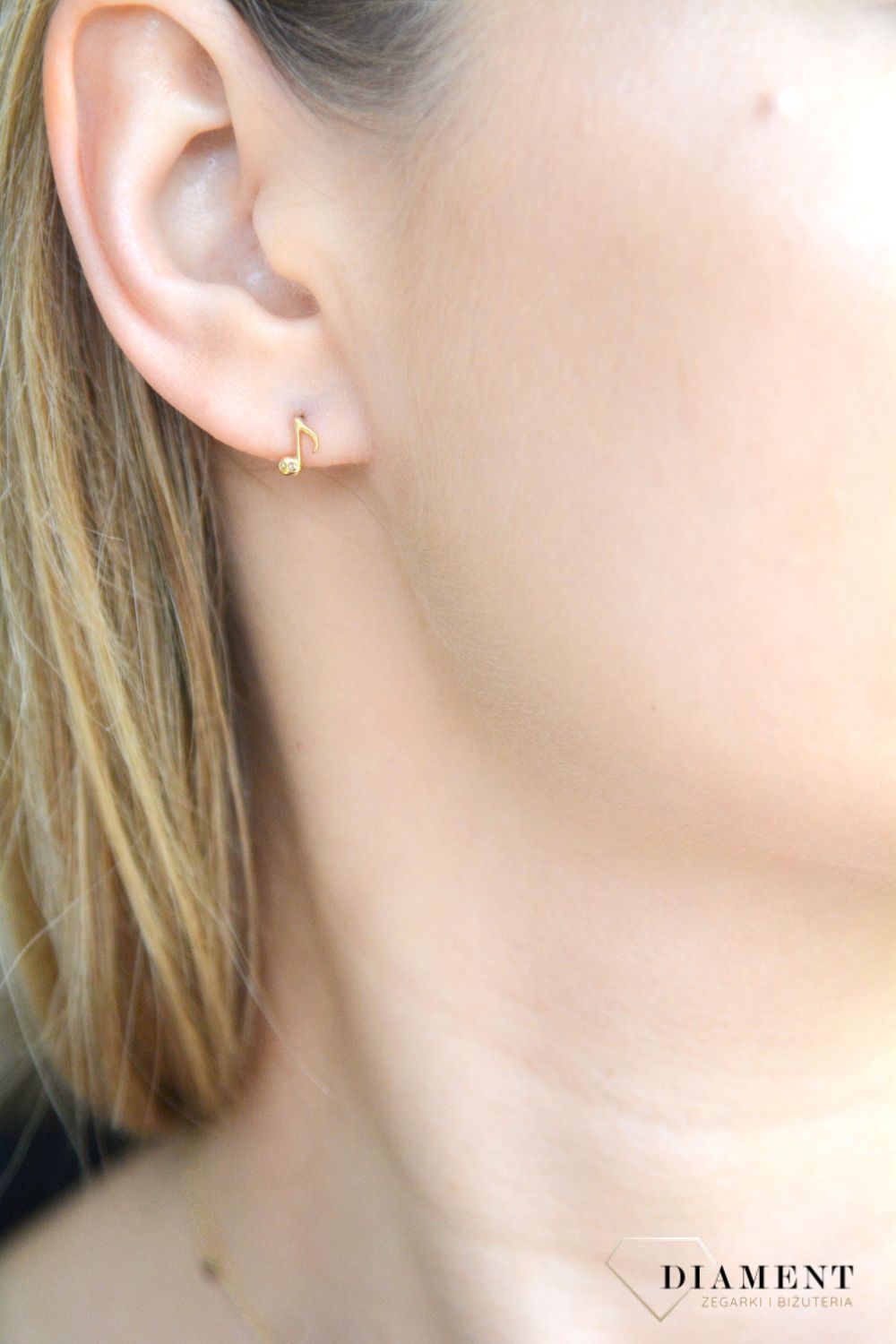 Złote kolczyki nutki 585 na sztyft ZW-Z-Z08-N00-FA14128. Złote kolczyki wykonane z najwyższej jakości złota. Kolczyki złote nutki. Kolczyki złote na sztyft. Kolczyki złote nutki na prezent..jpg