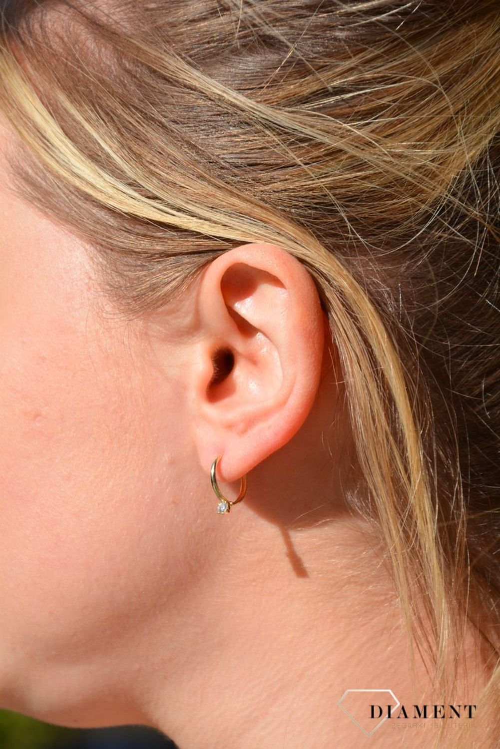 Złote kolczyki kółka z cyrkonią ZW-Z-Z08-N00-HB17628.jpg