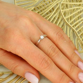 Pierścionek złoty 585 z brylantem 0,15 ct – klasyczny diament w białym złocie brylant.jpg