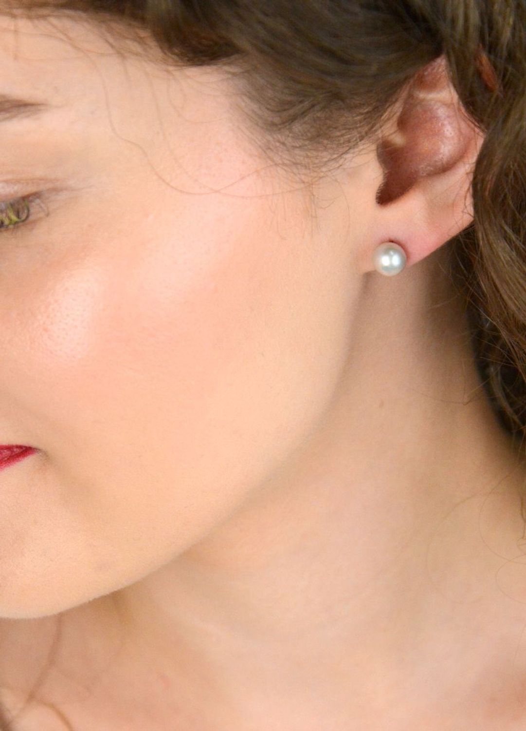 Srebrne kolczyki z perłą hodowlaną 8 mm – szary kolor, zapięcie sztyft, srebro 925.jpg